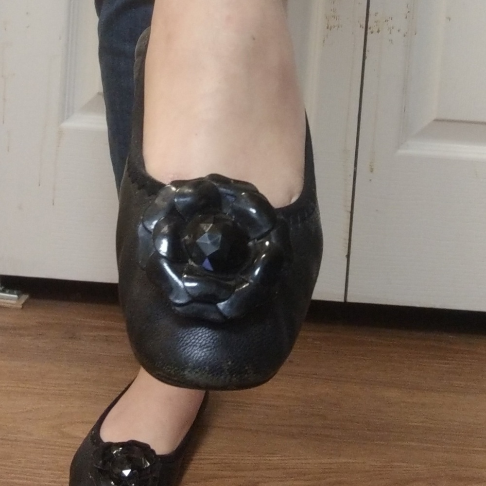 Lindsay Phillips interchangeable snap ballet flat